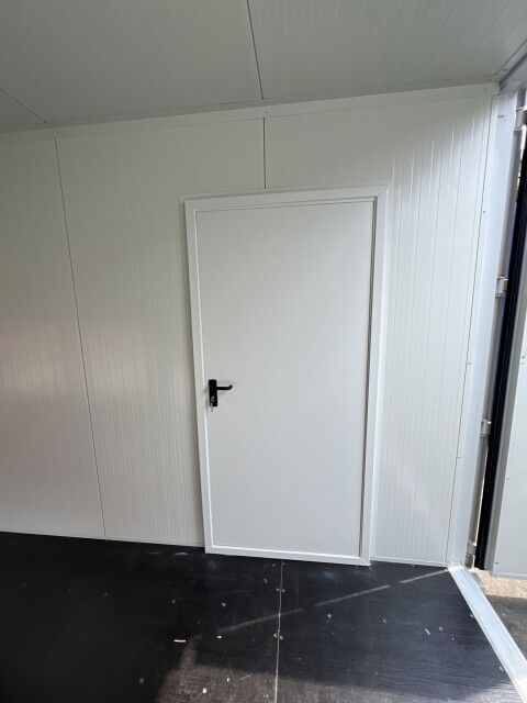 20ft ge&iuml;soleerde zeecontainer   Modificatie Van Doorn